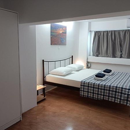 Apartment Dipla Αθήνα Εξωτερικό φωτογραφία