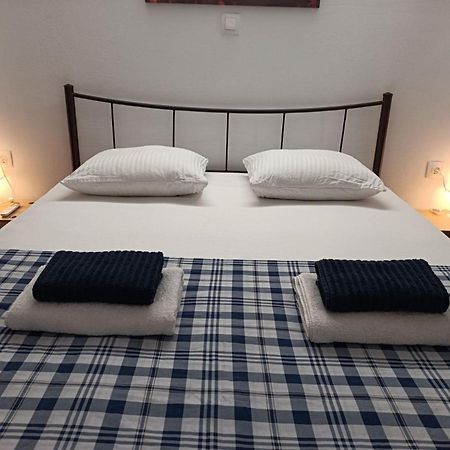 Apartment Dipla Αθήνα Εξωτερικό φωτογραφία