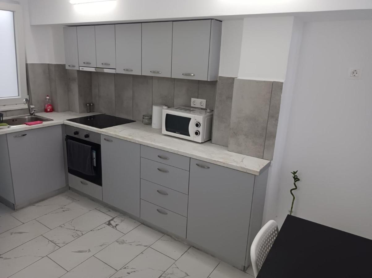 Apartment Dipla Αθήνα Εξωτερικό φωτογραφία
