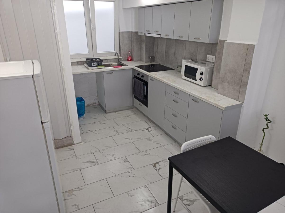 Apartment Dipla Αθήνα Εξωτερικό φωτογραφία